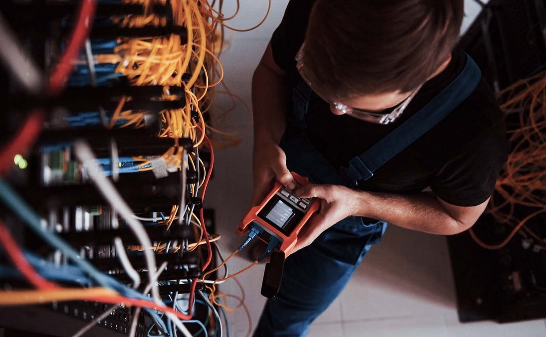 620c548cb794043942e04277_access control technician-p-1080